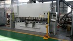 Meaisíní Lúbthachta Pláta Miotail CNC 4M